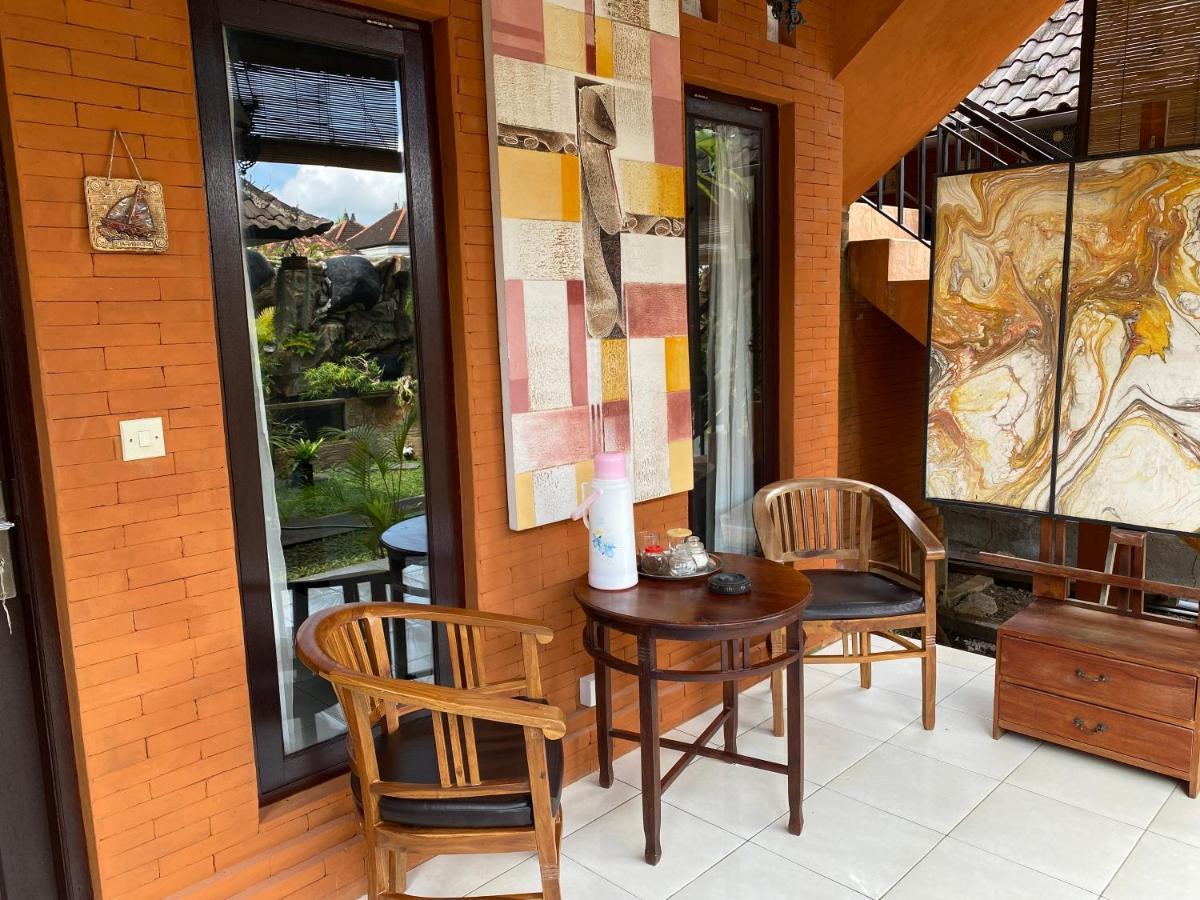 Santana Bali Home Stay Ubud  Exterior photo